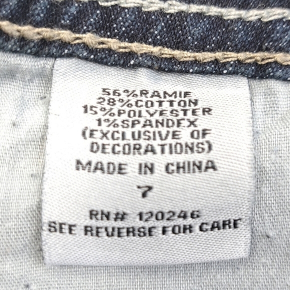 Wall Flower Juniors Denim Bermuda Shorts Size 7 - Picture 6 of 13